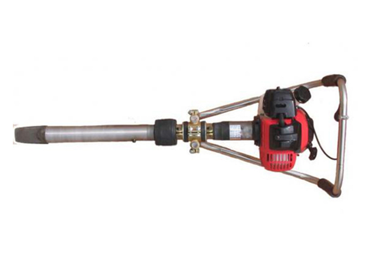 ND-4型手提式内燃(ran)搗固鎬
