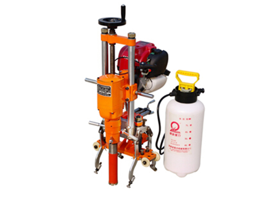 NLQ-45型內燃(ran)軌枕螺栓鑽取(qu)機-鐵路工務器(qì)材